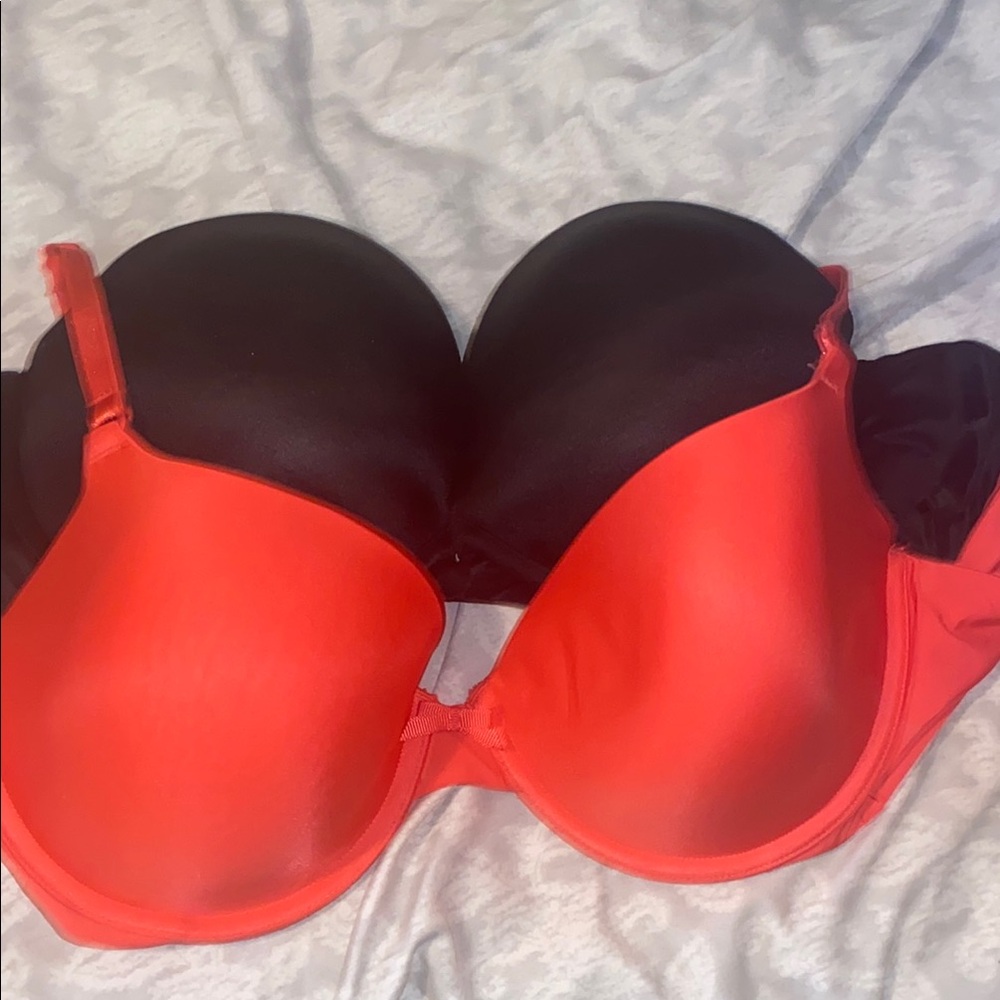 Set of 2 Red and Black Women's Bra